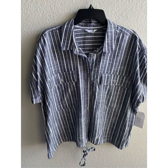 Women’s Plus Button Front Utility Shirt - Picture 1 of 5